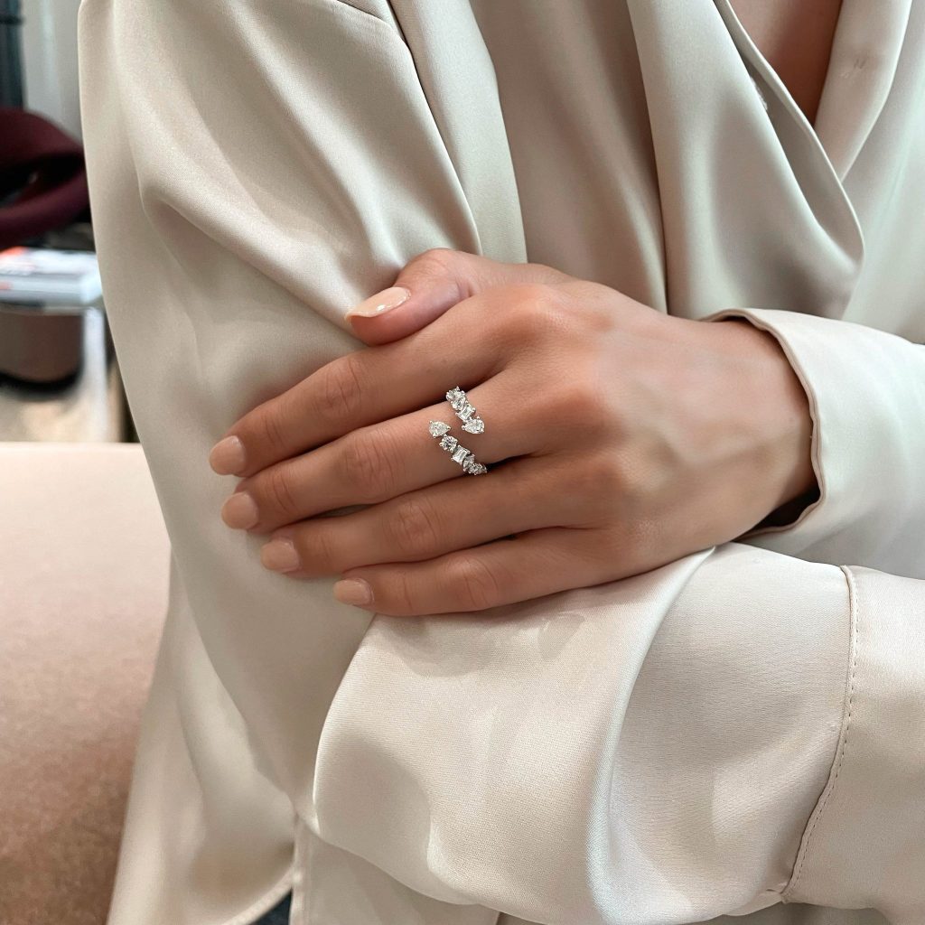 Huda Ring (Free Size) - Silver 