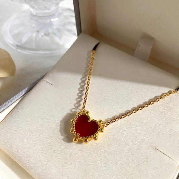 image_5c15909c-6fe0-4d7c-8808-2ec859bacb7e