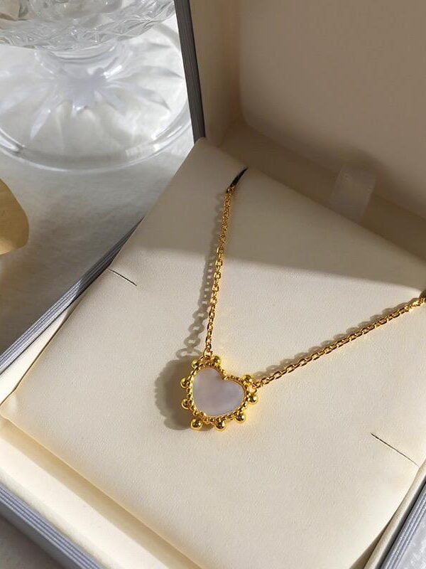 Rigel Heart Necklace - White