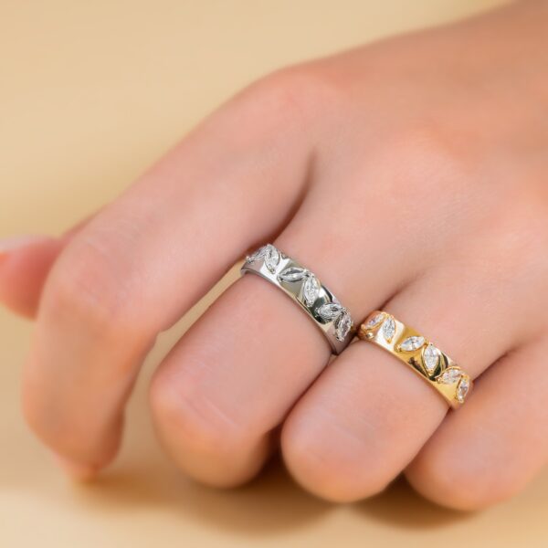 Marquise Metallic Band Ring (Free Size)