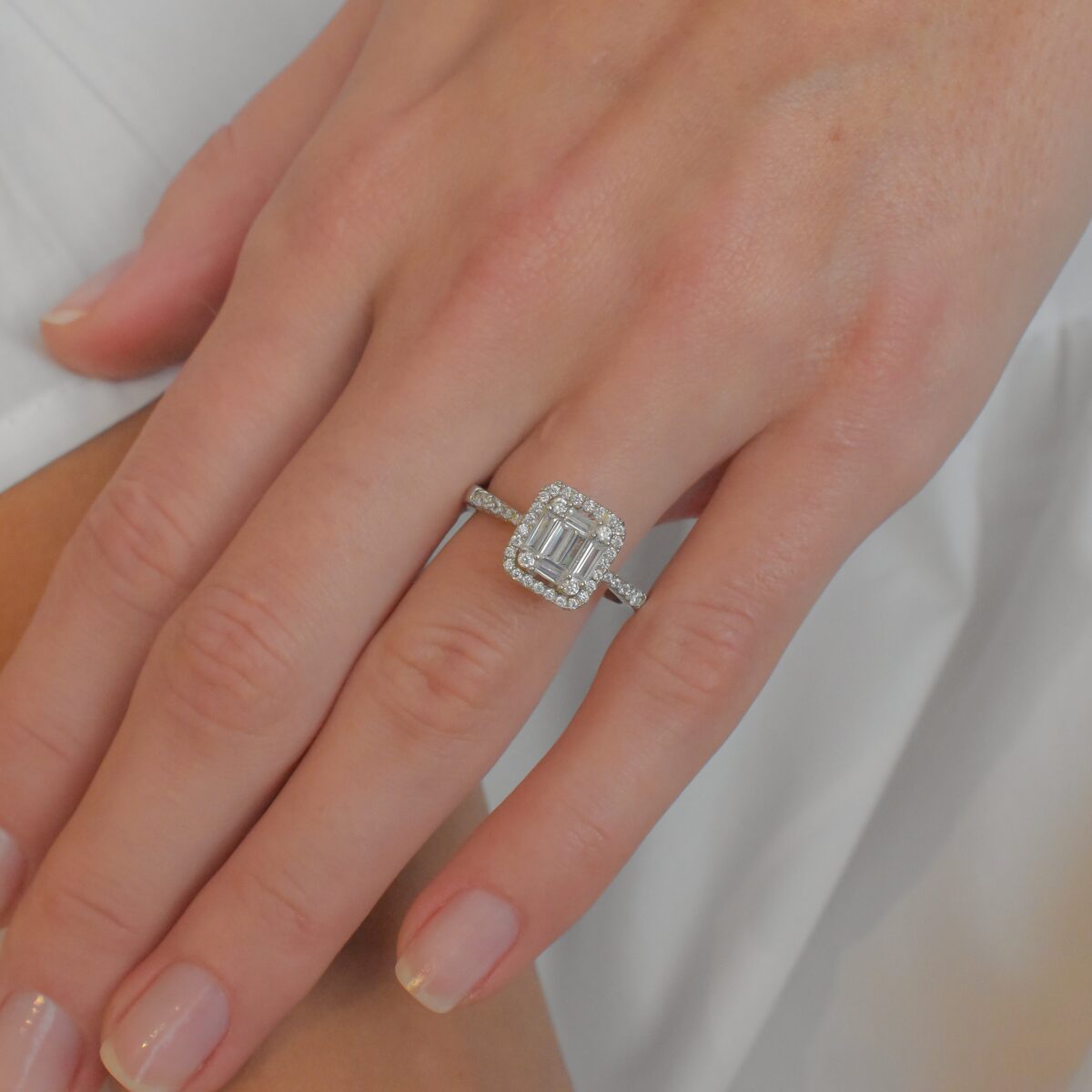 Cora Ring