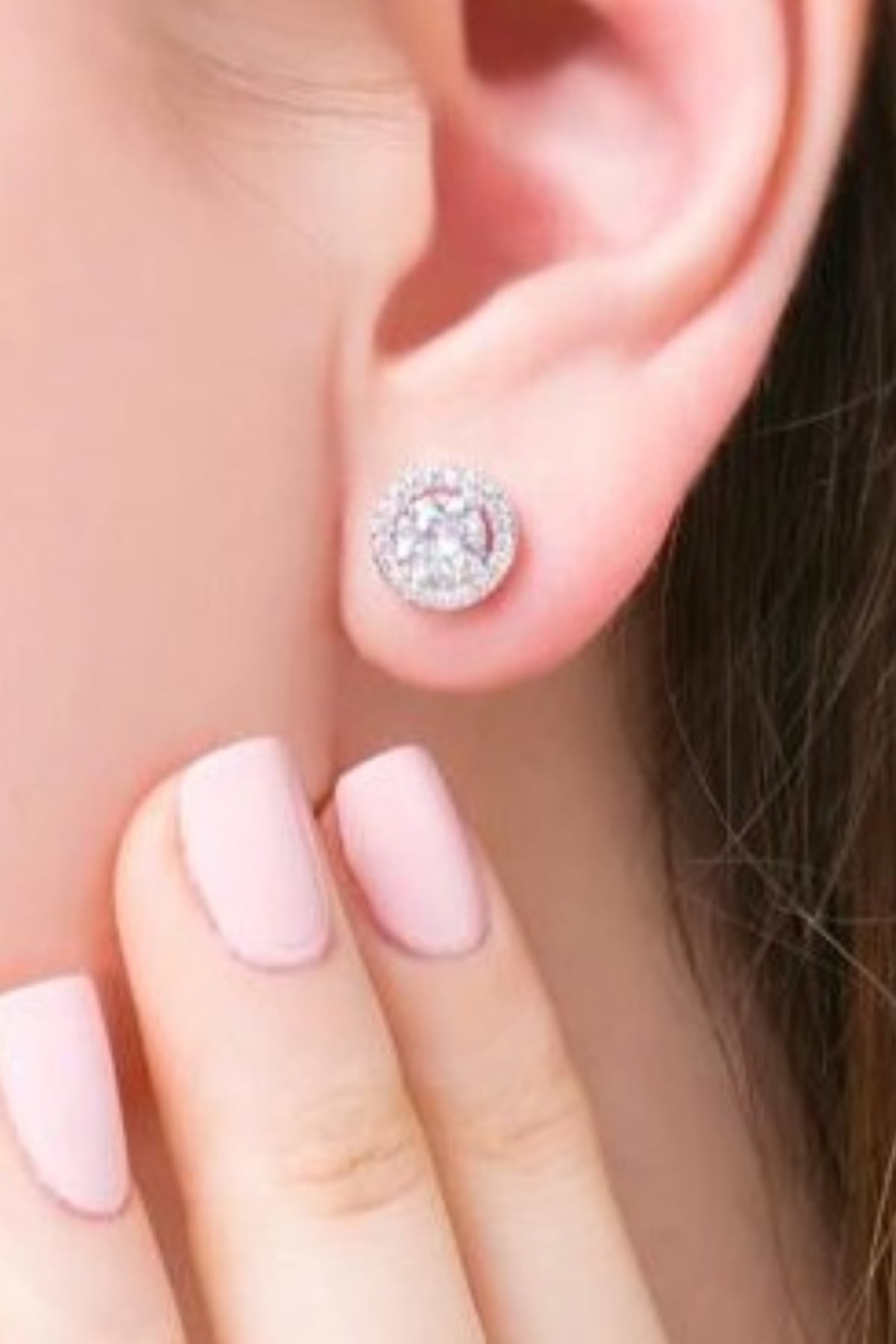 Round Halo Studs