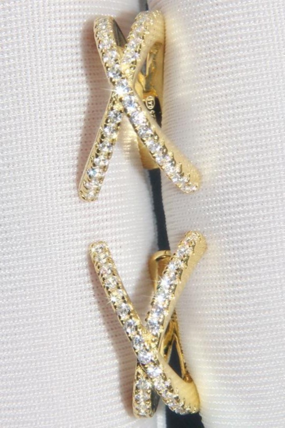 Slide-On Cross Earcuffs1