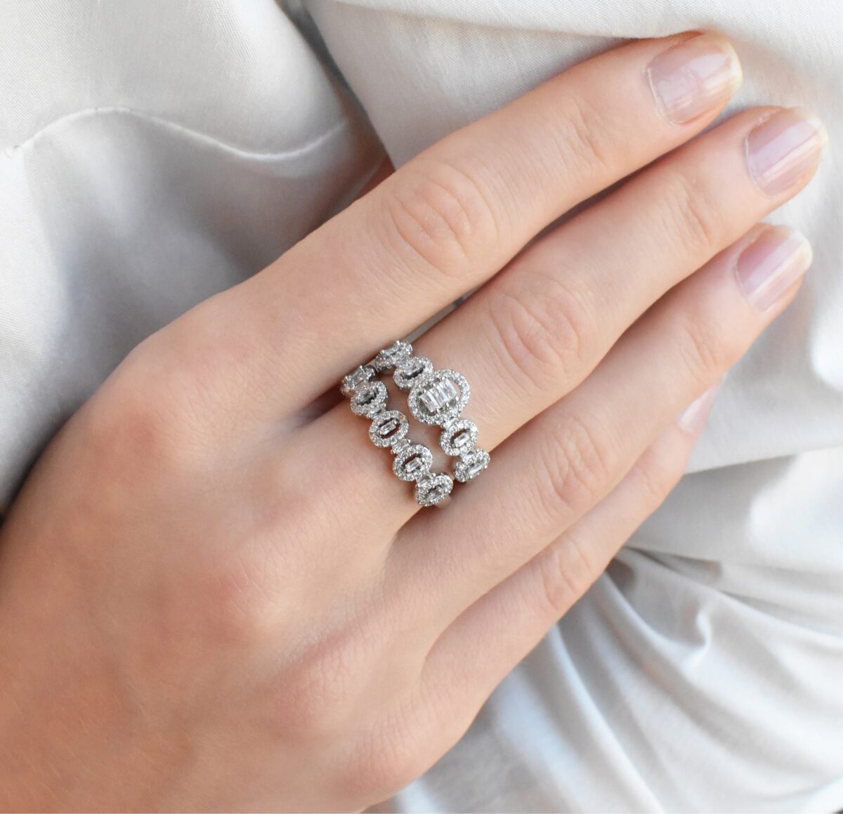Snowy Twin Ring