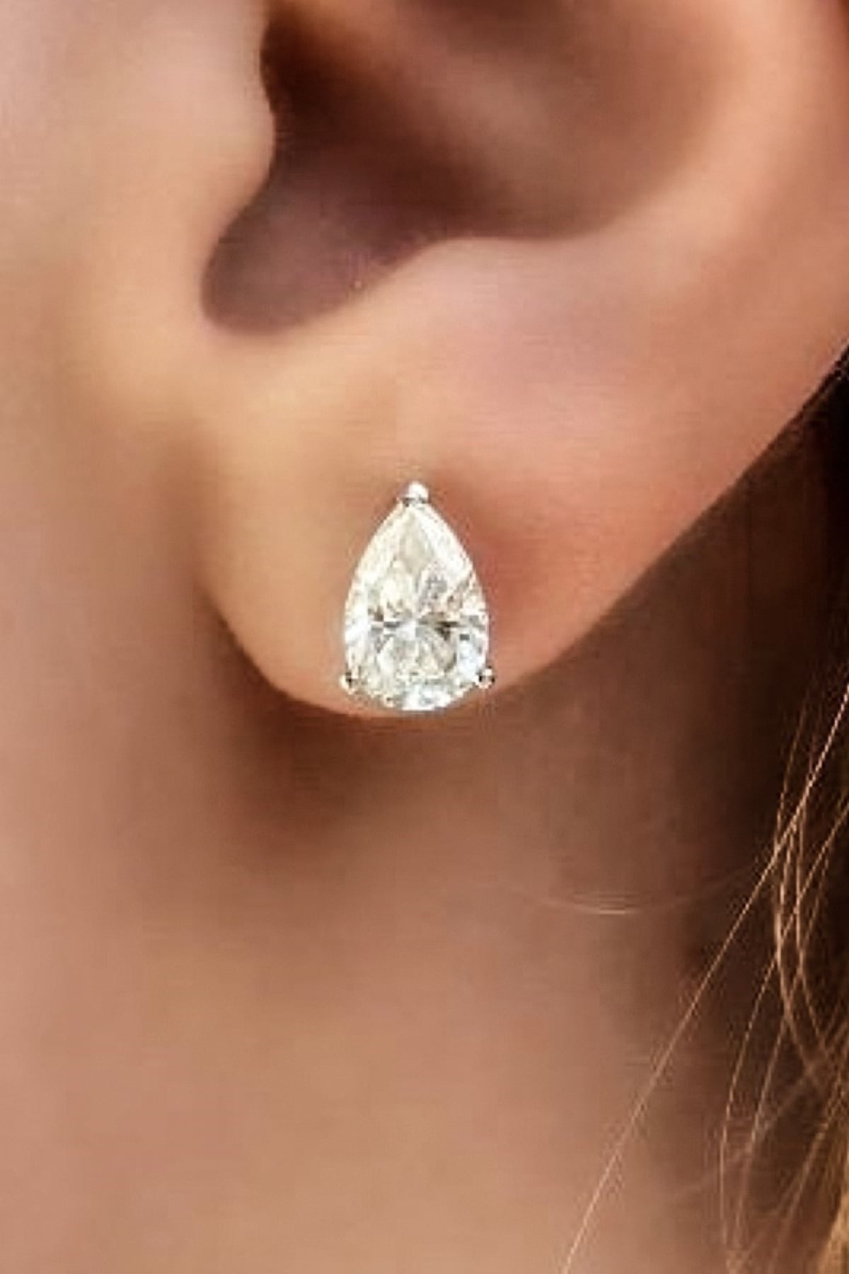 مسمار كمثرى