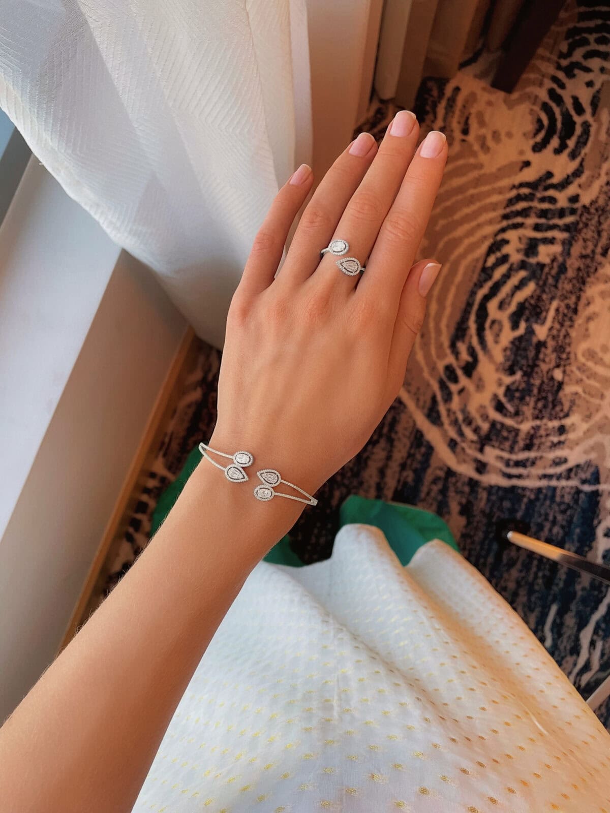 Aditi Bracelet Ring Set (Free Size) - Image 4