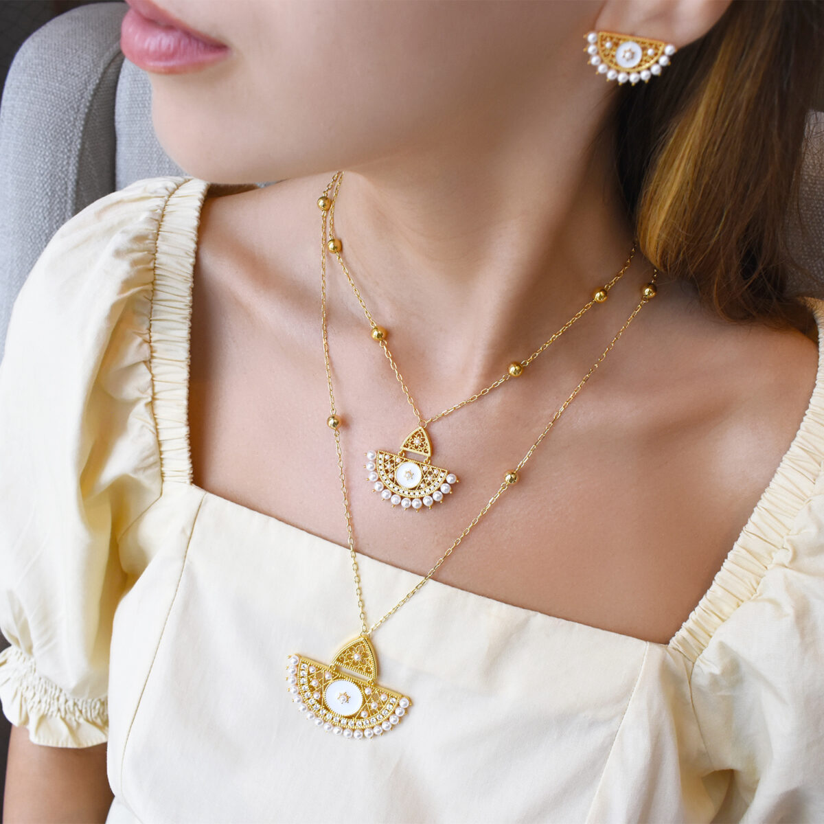 Sadaf Pearl Necklace Earring & Bracelet Set