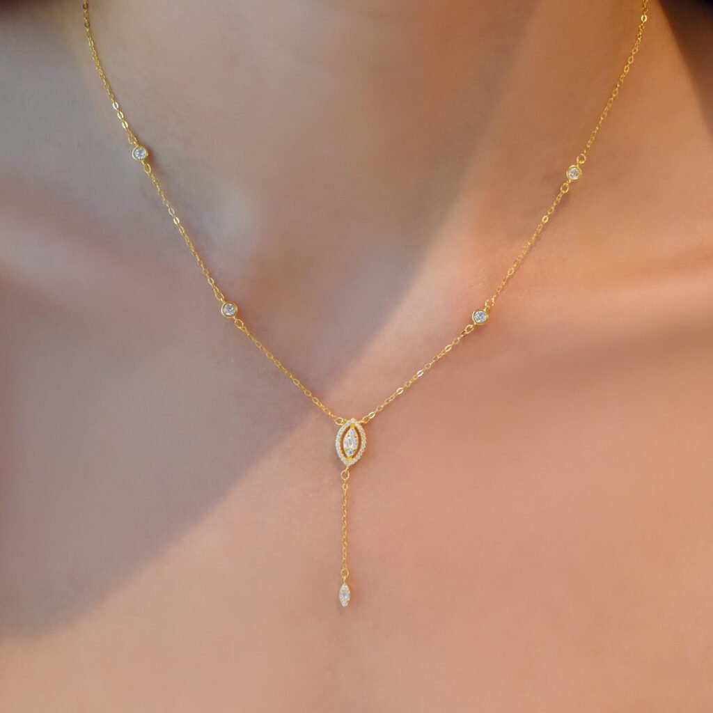 Sabina Necklace - Golden 