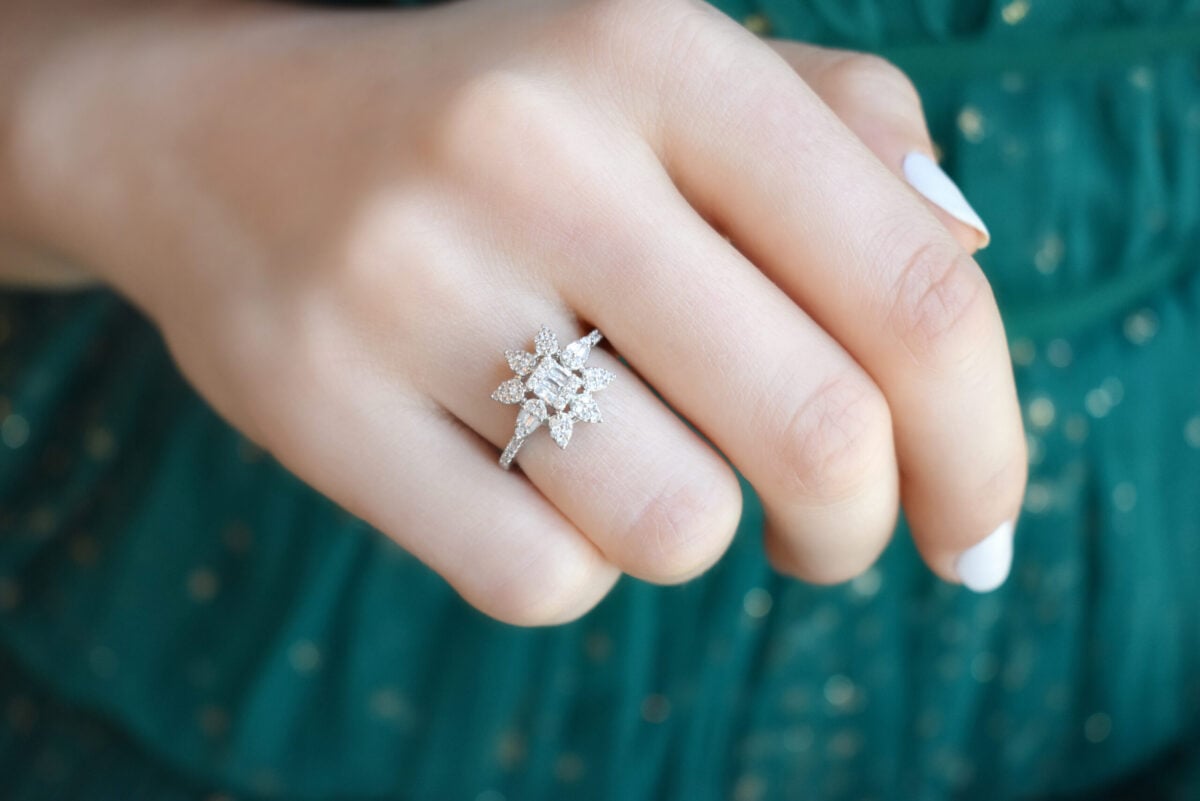 Meeza Necklace,Earring And Ring Set - Image 2