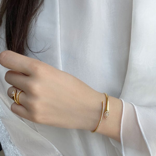 Jafna Bracelet & Ring