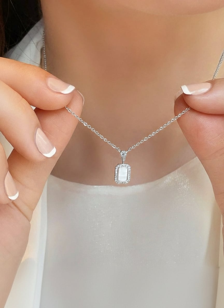 صورة قلادة مارغريتا.jpg