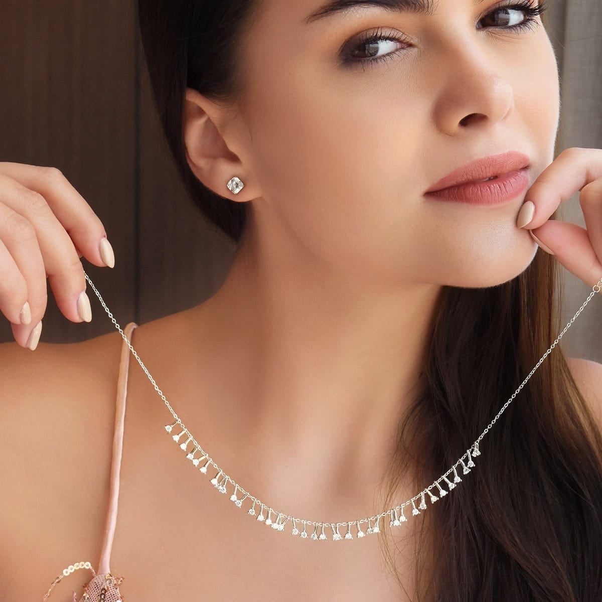 Estehlle Stud Earrings3