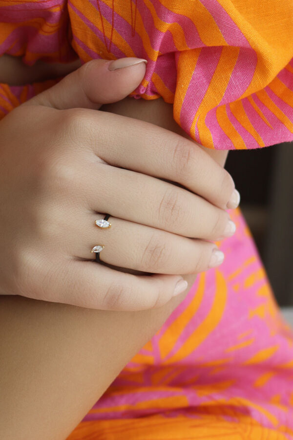 Lissette Ring - Golden / Black, 7