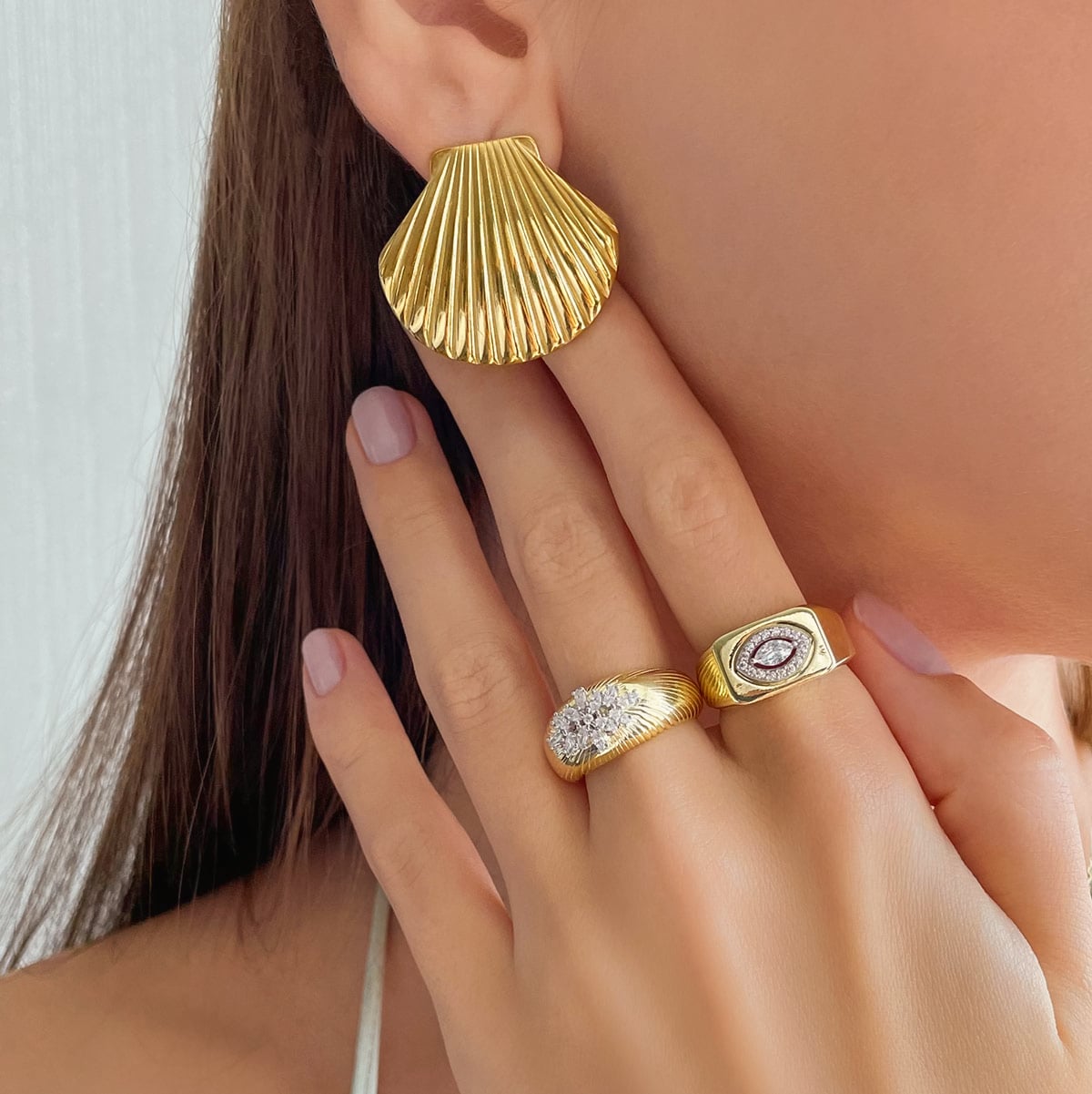 Shelly Earrings3