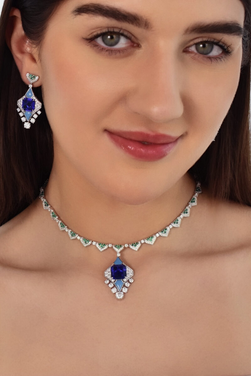 Gehna Necklace And Earring Set