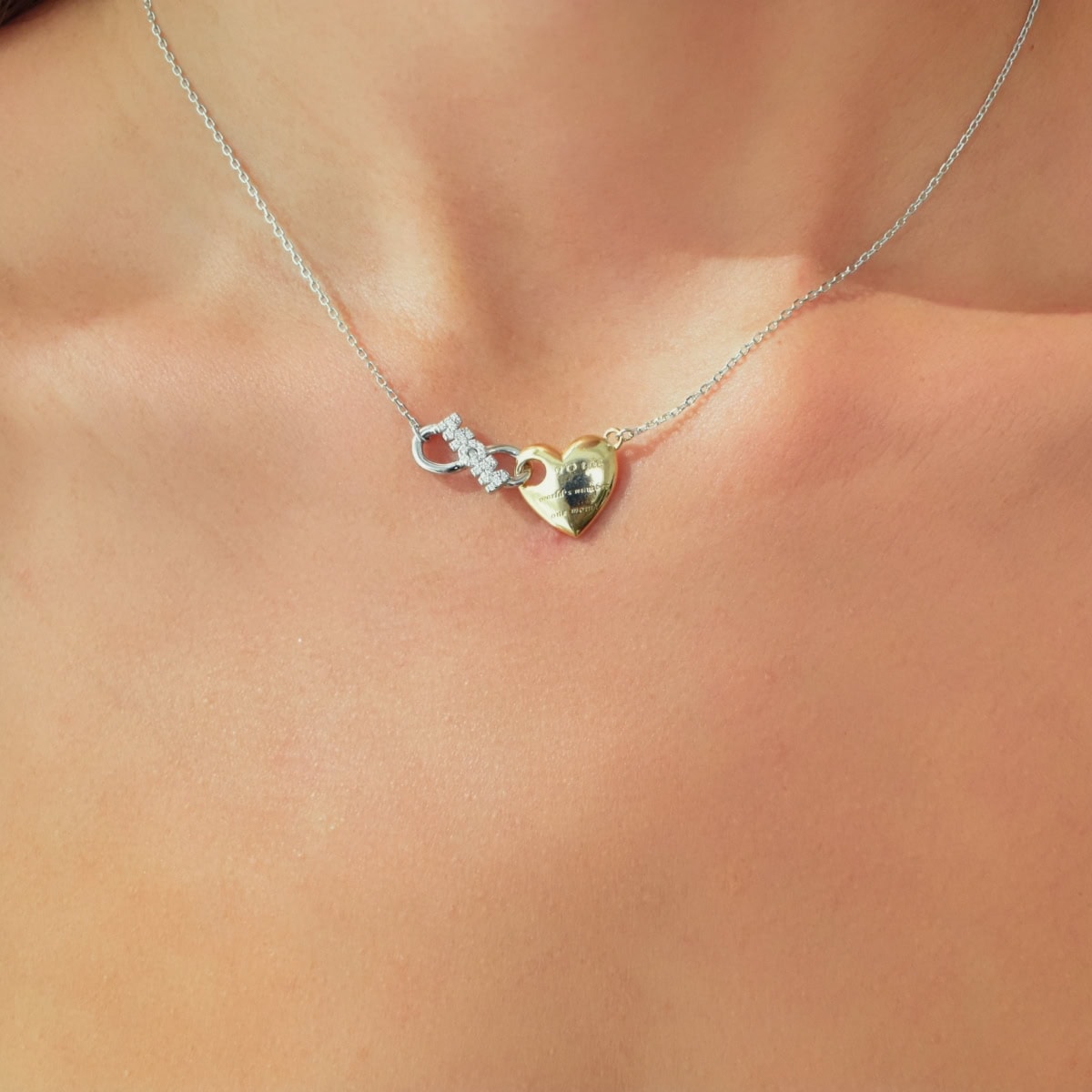 Everlasting Love For Mom Necklace