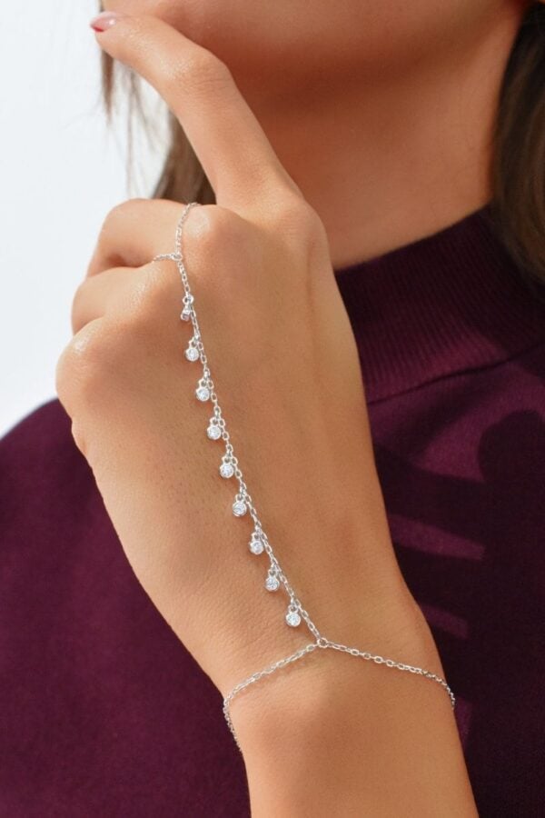 Inverness Hand Chain Bracelet - Silver