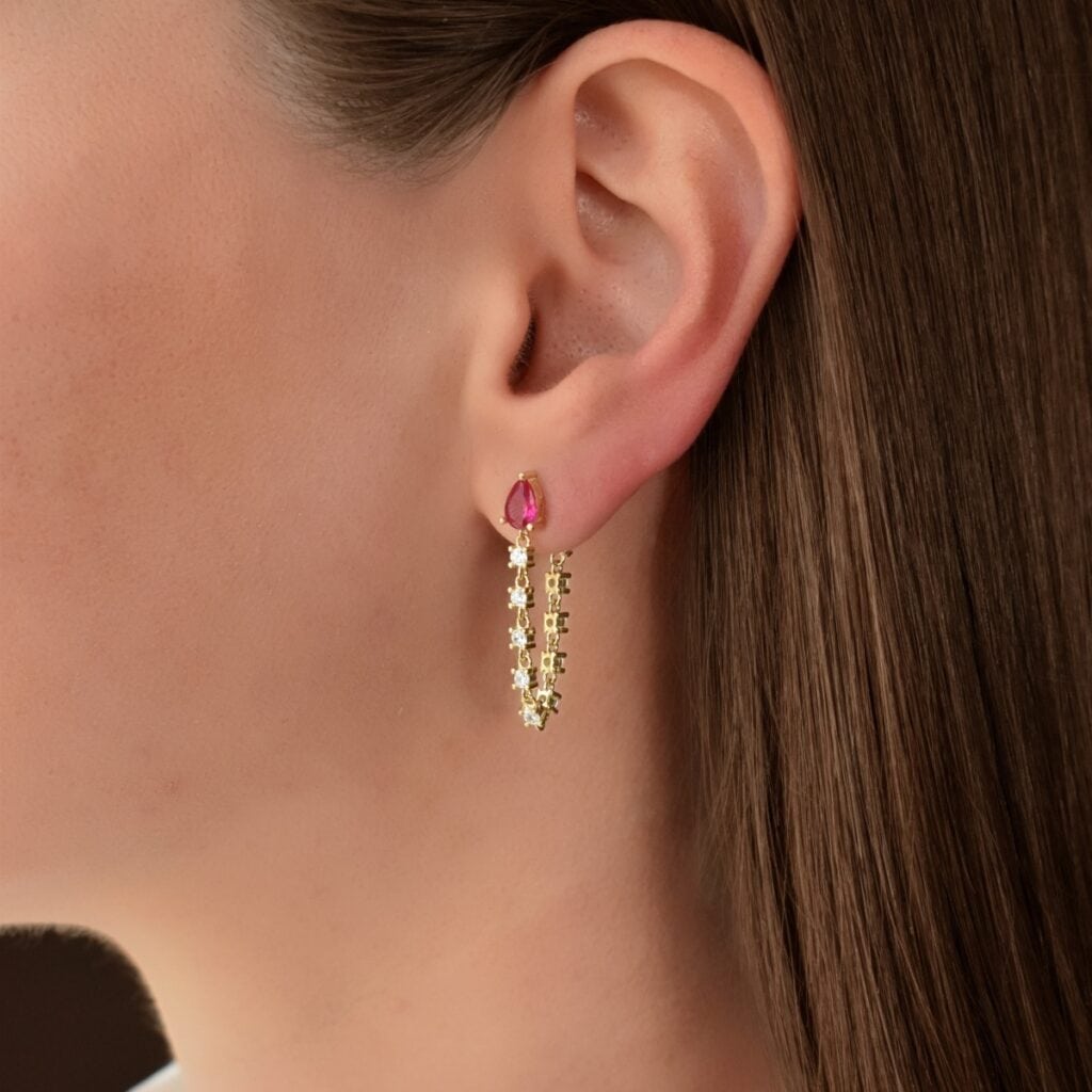 Favie Earrings - Ruby Red 