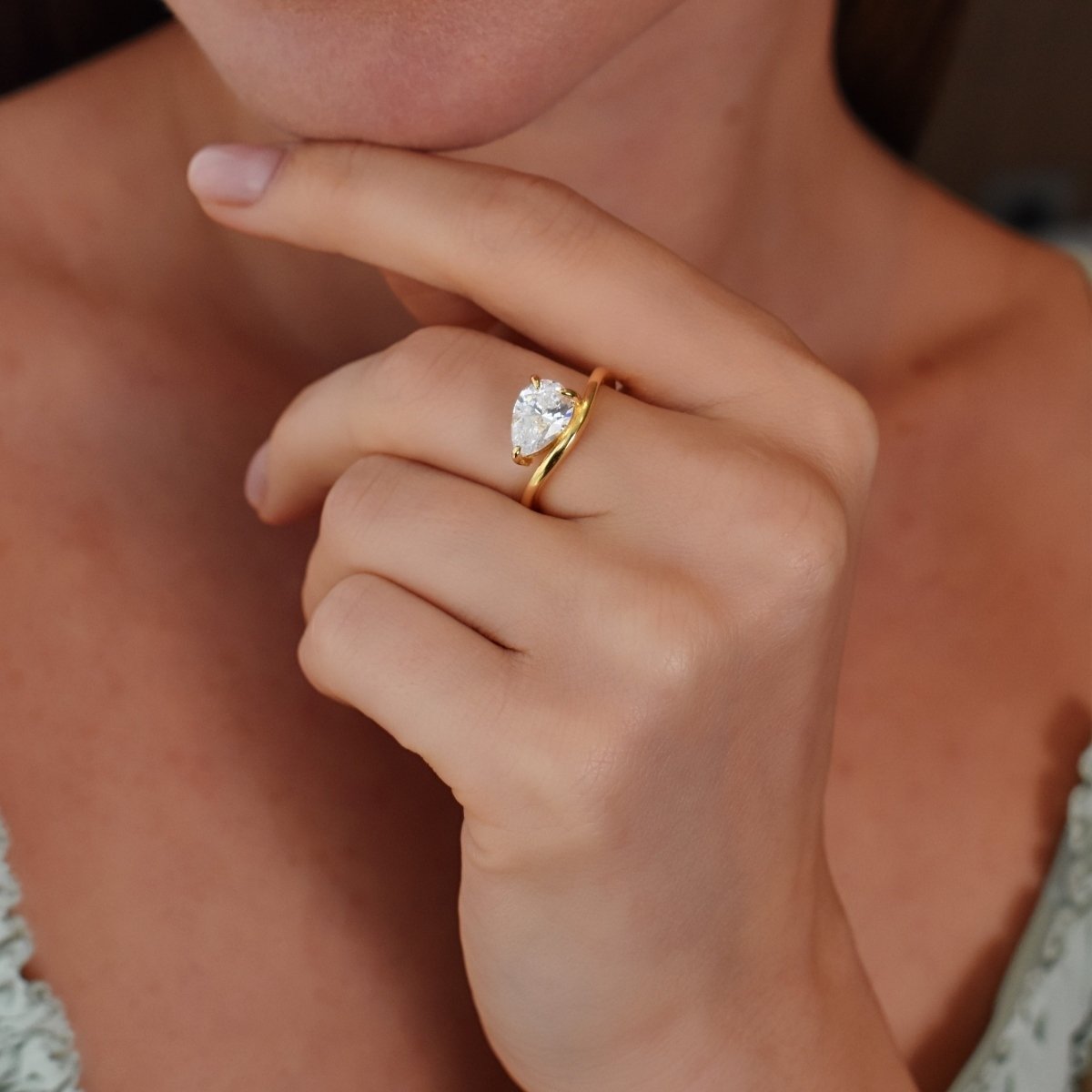 Wafah Pear Drop Ring