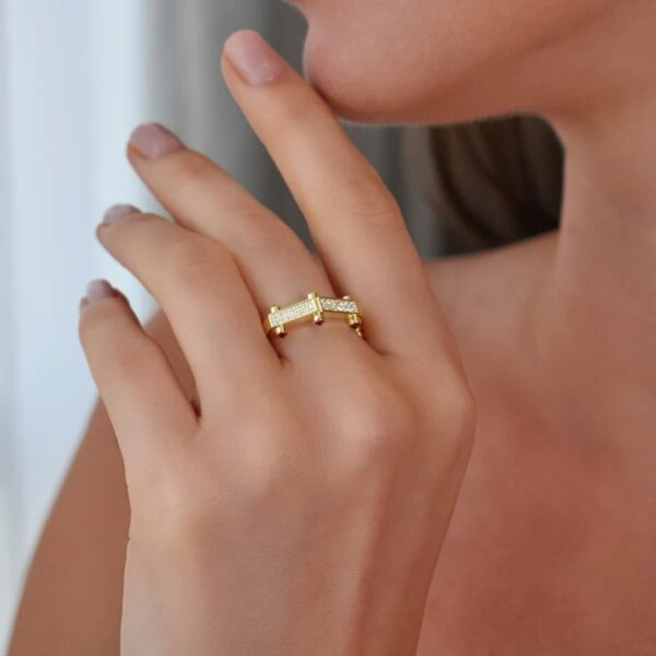 Ynaz Ring