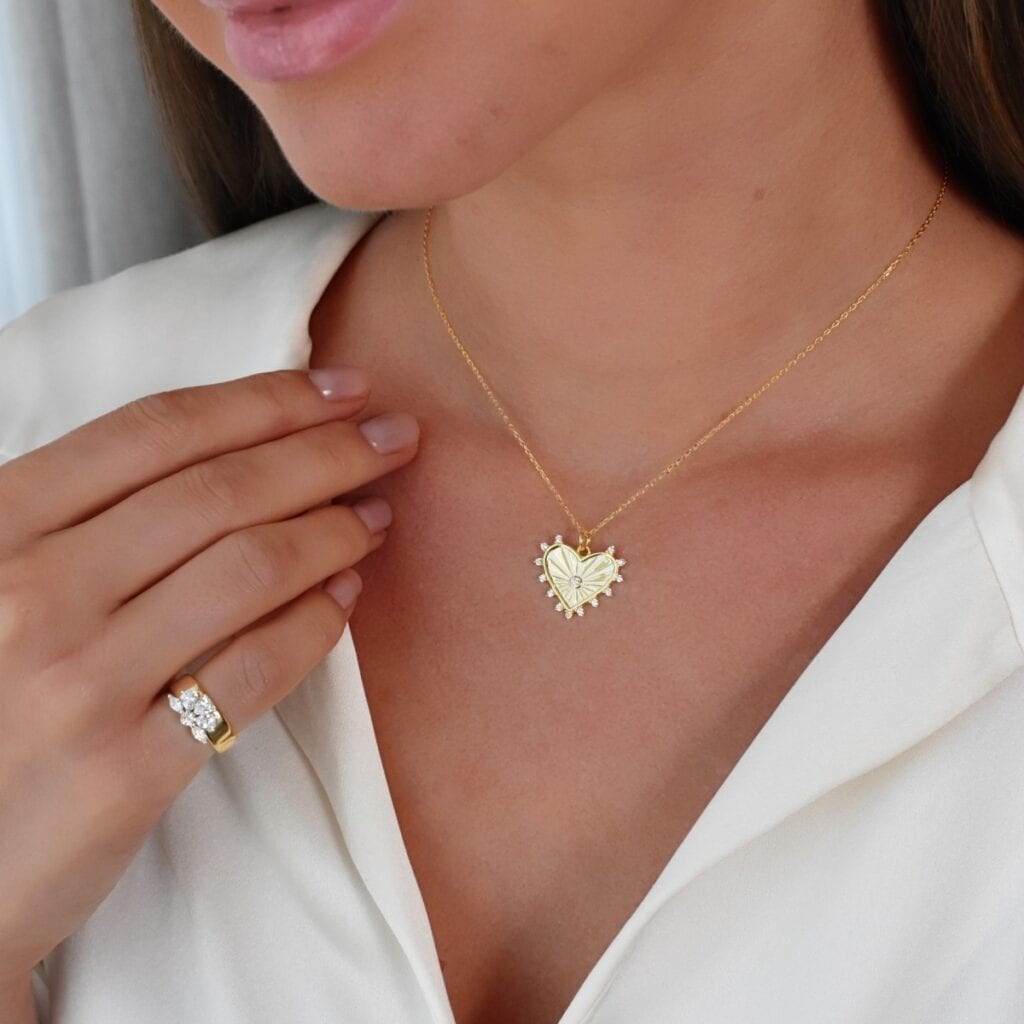 Dilaa Necklace 