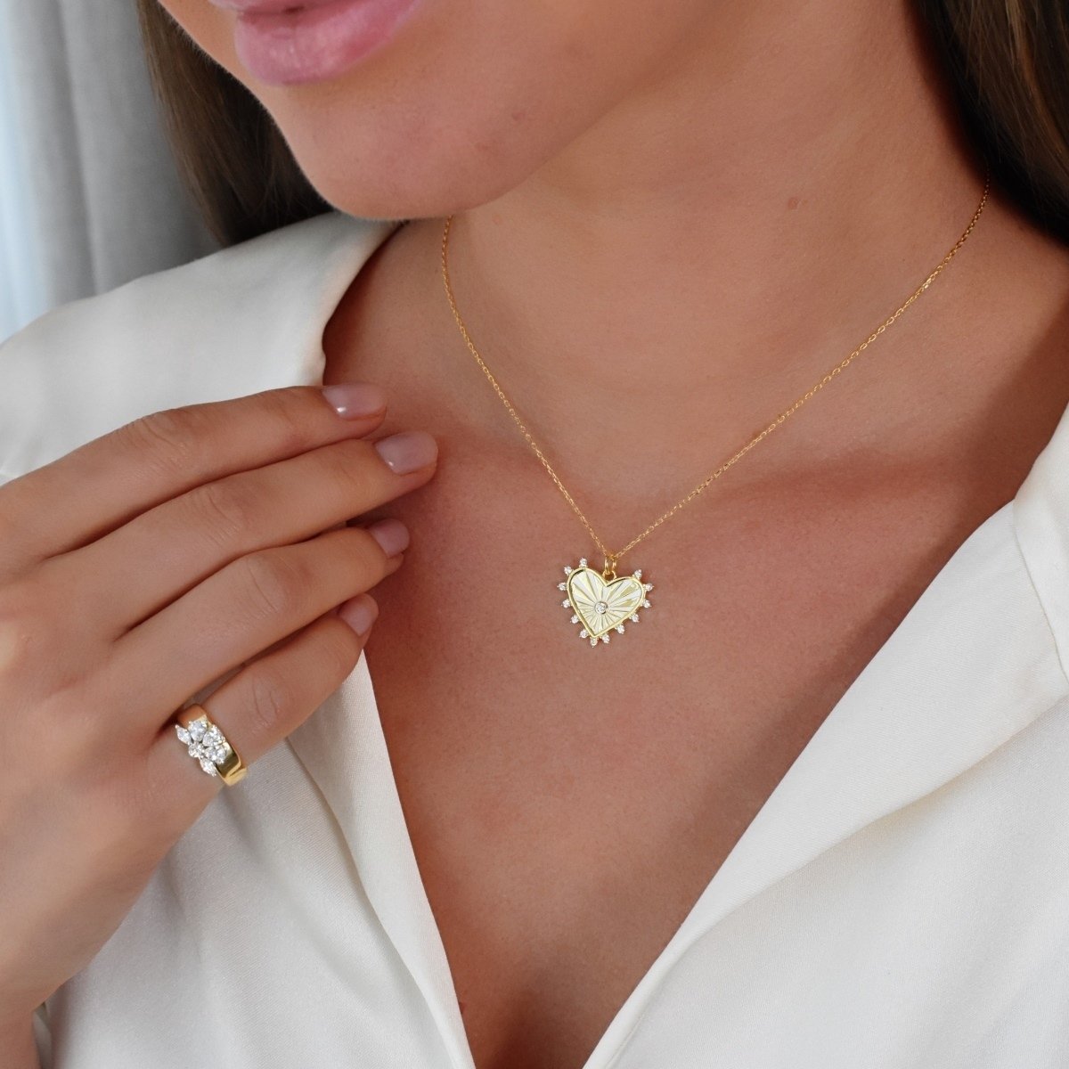Dilaa Necklace
