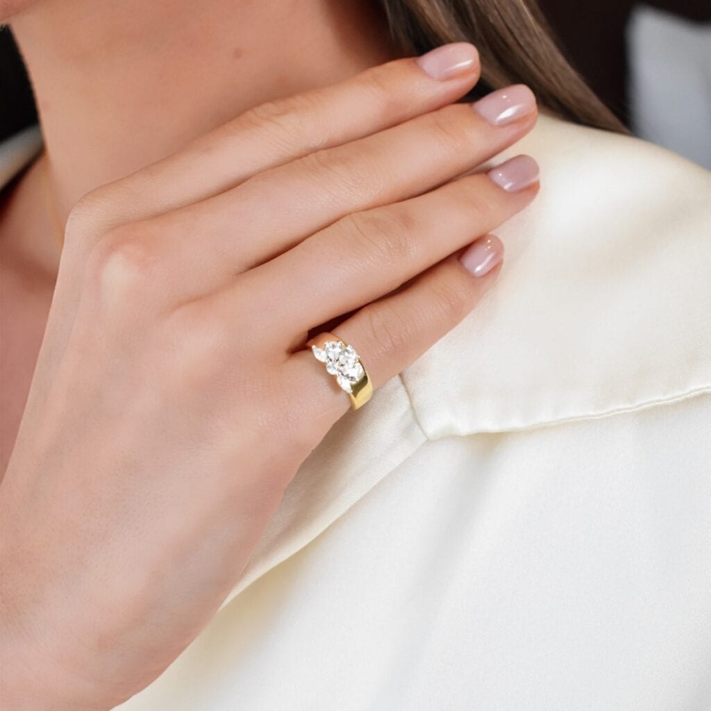 Shylah Pinky Ring (Free Size) 