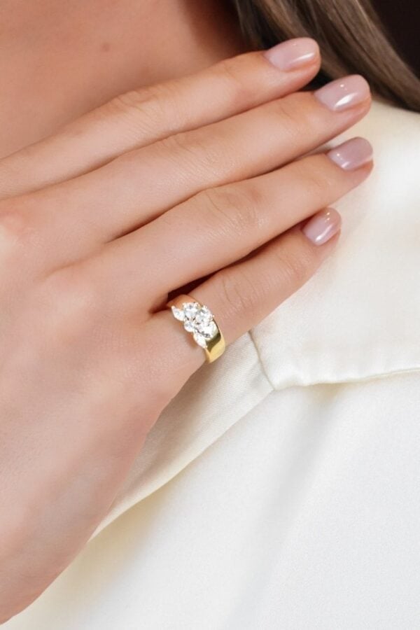 Shylah Pinky Ring (Free Size)