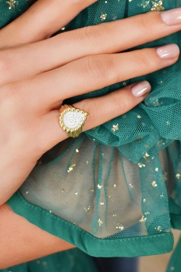 Dazylle Pinky Ring (Free Size)