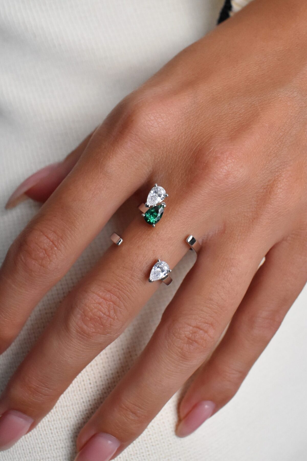 Sia Pear Ring