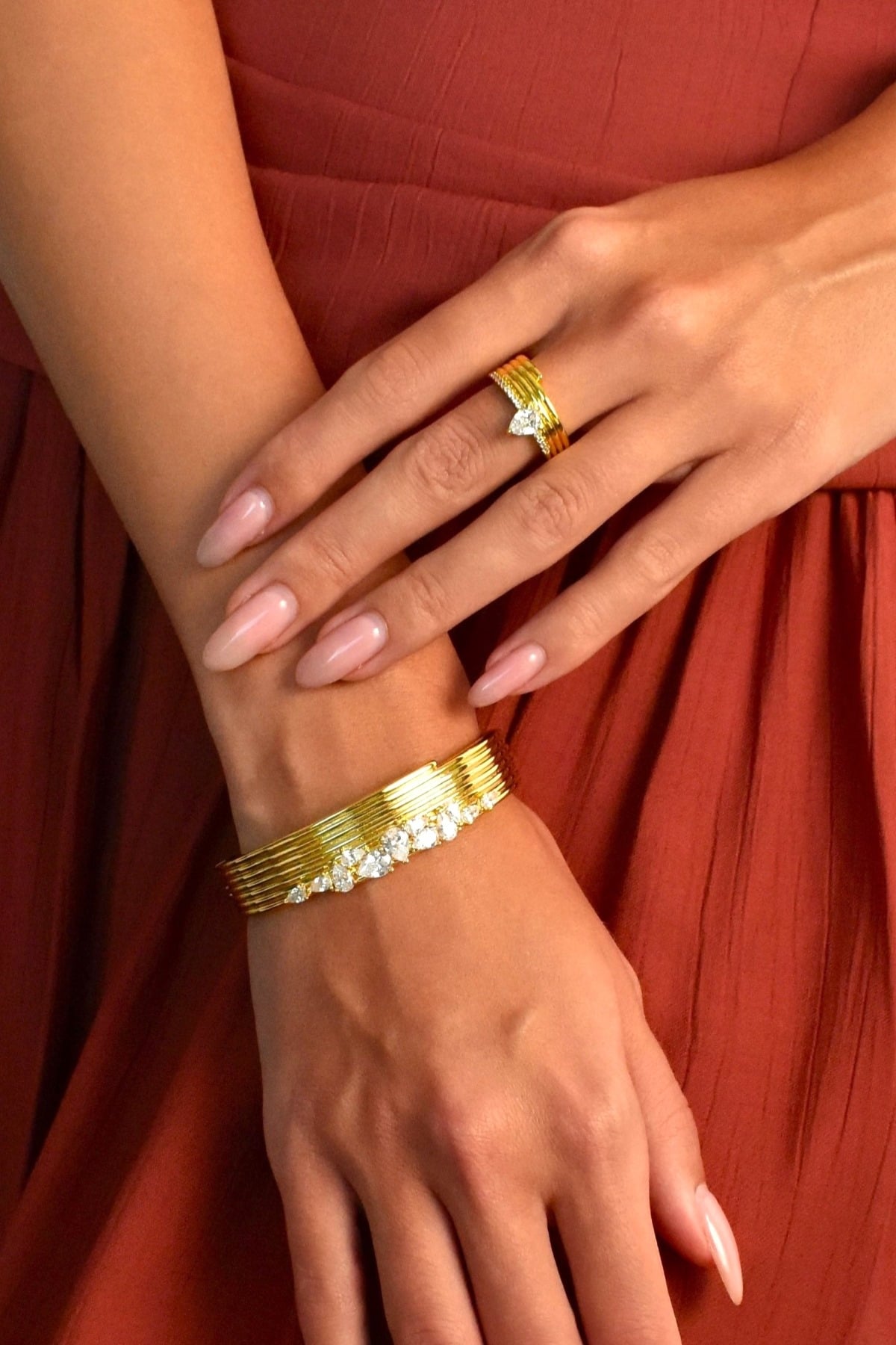 قطرة الكمثرى ليفي