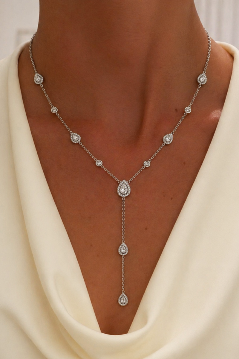 Kiara Lariat